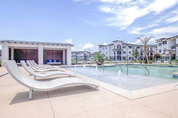 the pool at the preserve at polo apartments